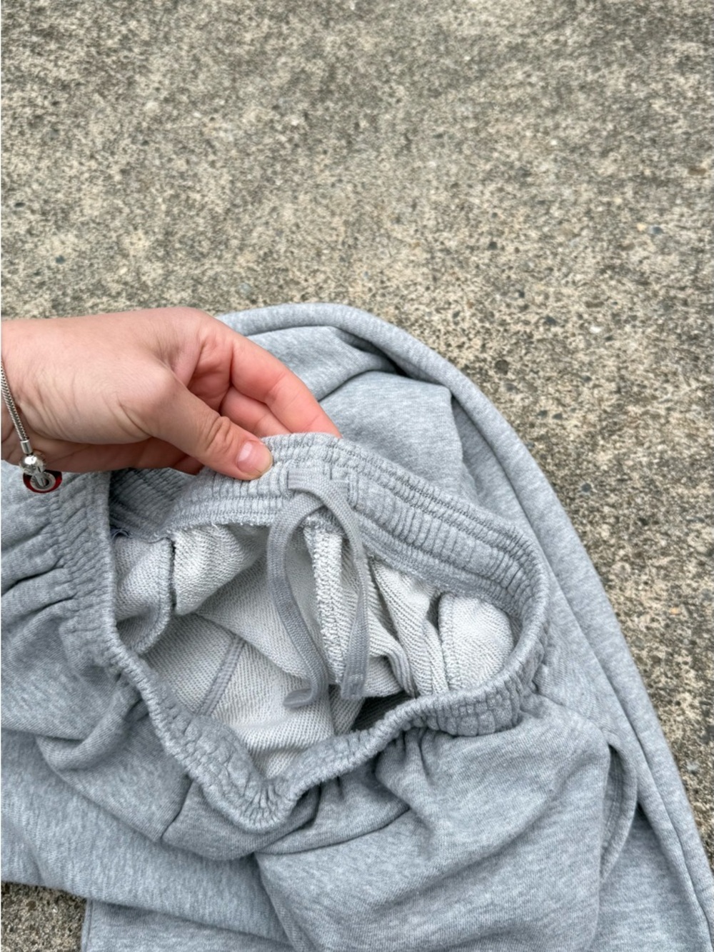 Uniqlo Wide-Leg Sweatpants Size M Fleece-Lined Elastic Waist Athleisure - Picture 10 of 11